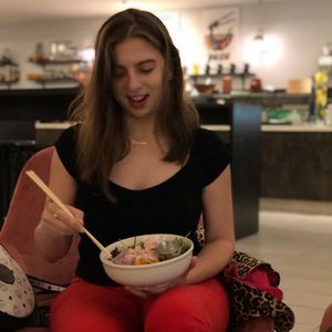 Meet your Posher, Alexandra